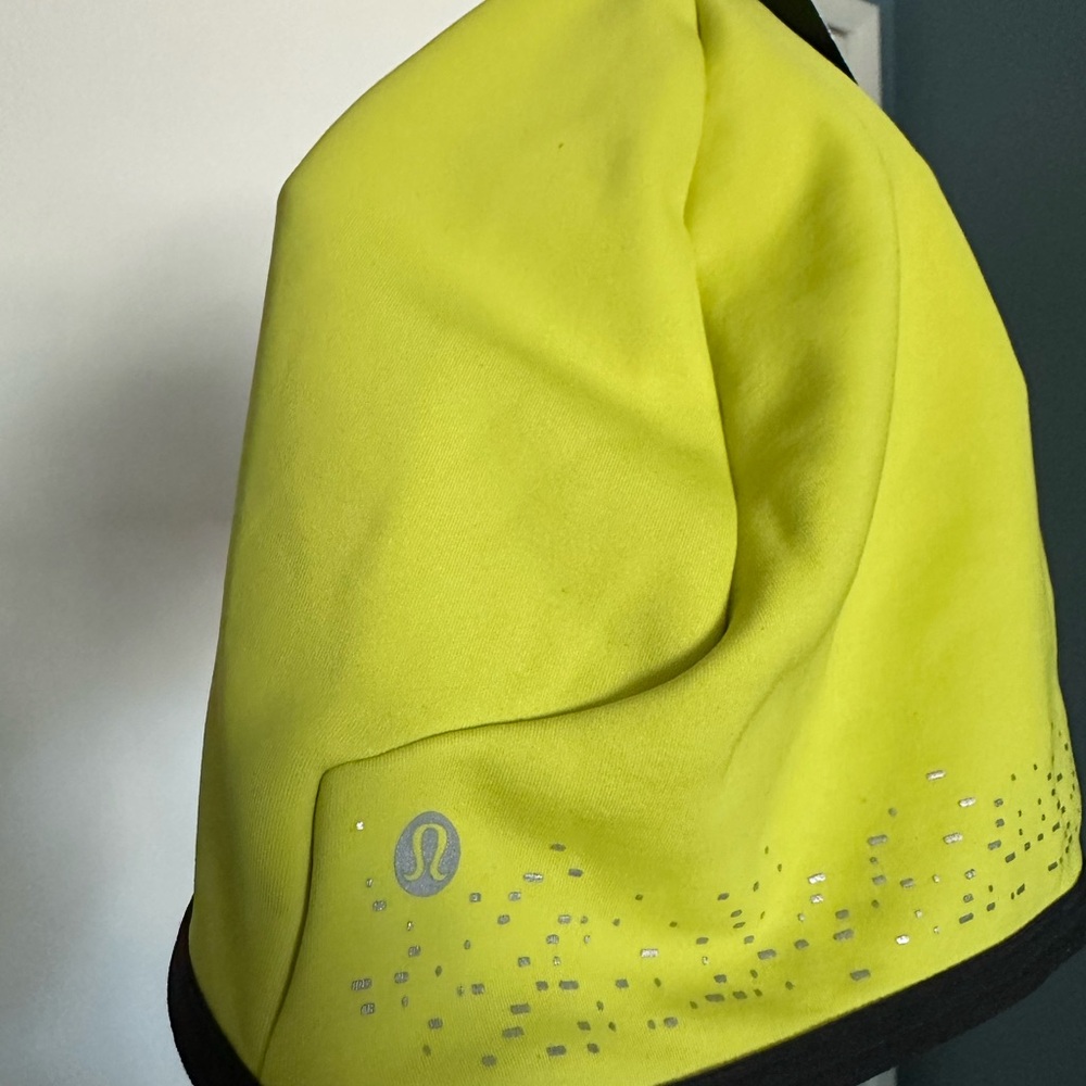 NWT Lululemon beanie